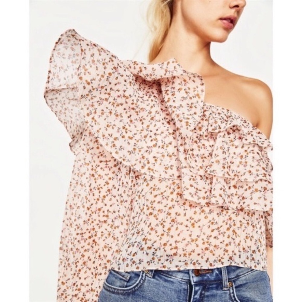 Zara | One Shoulder Floral Crop Top (M)